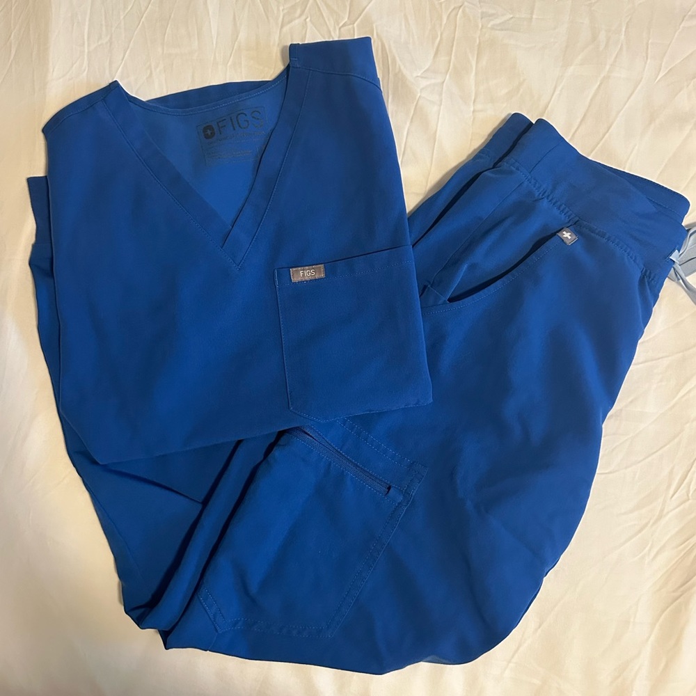 Figs Set - Catarina one pocket scrub XS and Zamora jogger pants XS - royal blue